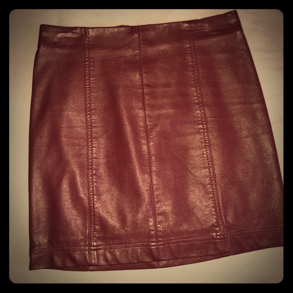 Burgundy Leather mini Skirt